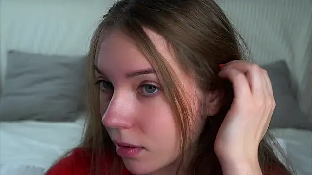 Snapshot of KarriBrownd chatting on October 16, 2025, 1:03 am KarriBrownd online show from October 16, 2025, 1:03 am