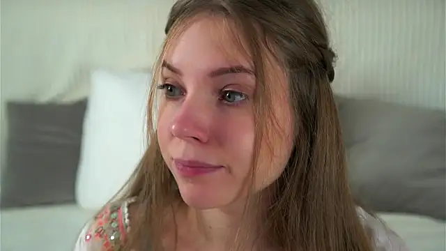 Snapshot of KarriBrownd chatting on October 7, 2025, 1:06 am KarriBrownd online show from October 7, 2025, 1:06 am