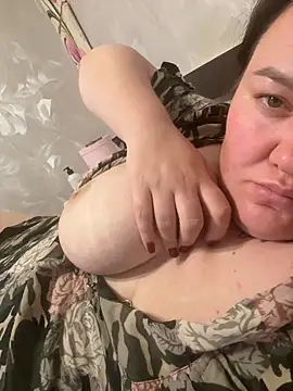 SunnyLeila2101 online show from September 11, 2025, 7:03 pm