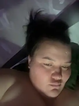 Snapshot of SunnyLeila2101 chatting on September 21, 2025, 10:37 pm SunnyLeila2101 online show from September 21, 2025, 10:37 pm