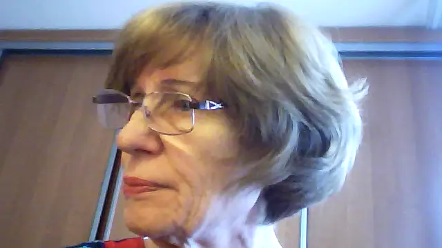 Anna72233 online show from September 15, 2025, 11:10 am