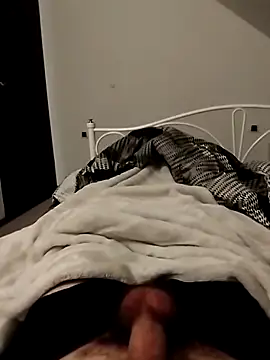 Snapshot of tip_hard_cock chatting on October 22, 2025, 5:01 pm tip hard cock online show from October 22, 2025, 5:01 pm