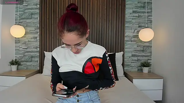 Snapshot of melodyvega0591 chatting on October 24, 2025, 1:10 pm melodyvega0591 online show from October 24, 2025, 1:10 pm