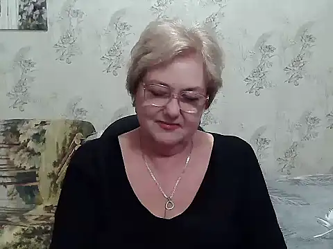 Snapshot of Renata62011 chatting on October 25, 2025, 2:28 pm Renata62011 online show from October 25, 2025, 2:28 pm
