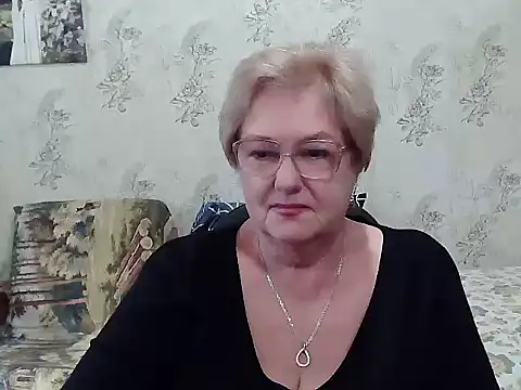 Snapshot of Renata62011 chatting on October 13, 2025, 11:01 am Renata62011 online show from October 13, 2025, 11:01 am