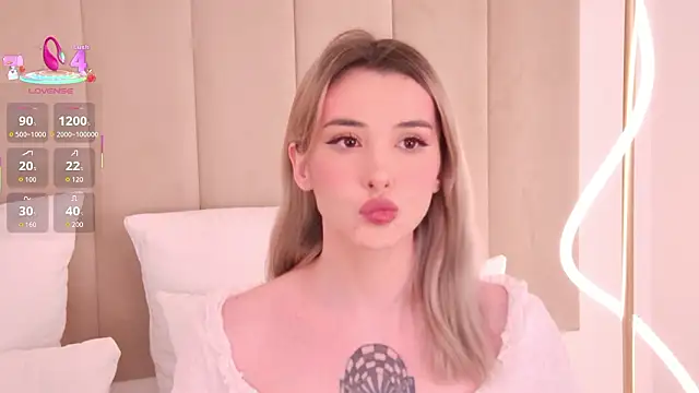 Nesolla online show from January 16, 2026, 8:13 pm