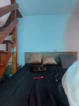 Snapshot of Moon_Blake chatting on October 31, 2025, 7:43 pm Moon Blake online show from October 31, 2025, 7:43 pm