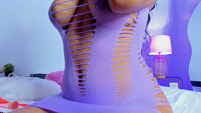 bell popperr  online show from October 9, 2025, 11:22 am