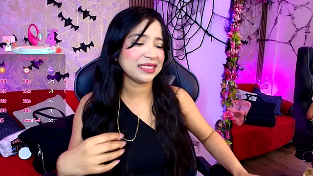 SophiaWalker 1 online show from November 1, 2025, 11:48 am