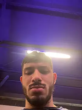 ArturoCardona  online show from March 3, 2026, 11:12 pm