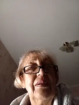 Snapshot of Anatolia5961 chatting on October 21, 2025, 3:22 pm Anatolia5961 online show from October 21, 2025, 3:22 pm