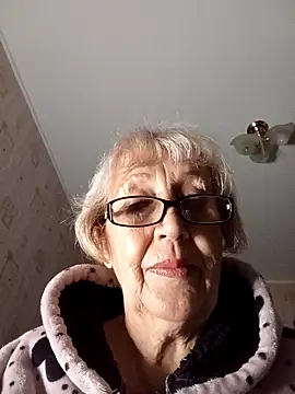 Snapshot of Anatolia5961 chatting on October 9, 2025, 5:24 pm Anatolia5961 online show from October 9, 2025, 5:24 pm