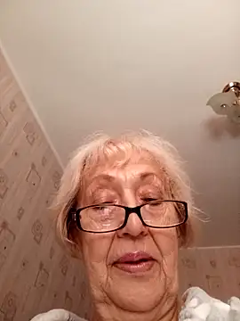 Snapshot of Anatolia5961 chatting on October 19, 2025, 5:32 am Anatolia5961 online show from October 19, 2025, 5:32 am