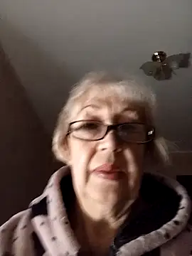 Snapshot of Anatolia5961 chatting on October 5, 2025, 3:19 am Anatolia5961 online show from October 5, 2025, 3:19 am