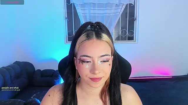 Aishelyng online show from October 6, 2025, 9:48 pm