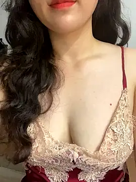 Snapshot of Linda288 chatting on October 16, 2025, 5:05 am Linda288 online show from October 16, 2025, 5:05 am