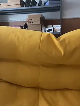 Snapshot of Linda288 chatting on October 24, 2025, 4:55 am Linda288 online show from October 24, 2025, 4:55 am