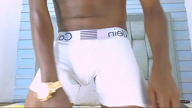 Snapshot of Black_Fire10 chatting on September 20, 2025, 8:36 pm Black Fire10 online show from September 20, 2025, 8:36 pm