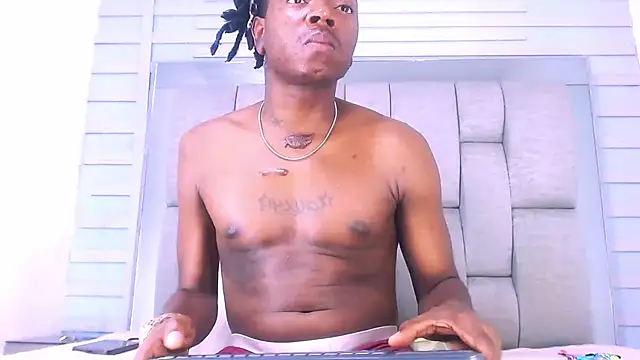 Snapshot of Black_Fire10 chatting on September 26, 2025, 7:10 pm Black Fire10 online show from September 26, 2025, 7:10 pm