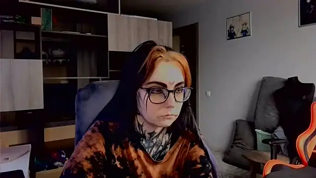 HighelikeGirl online show from September 18, 2025, 10:07 am