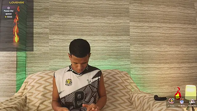 KingStark  online show from November 8, 2025, 11:14 am