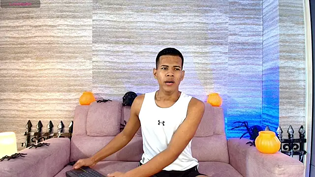 KingStark  online show from October 16, 2025, 12:02 pm