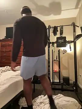 KeYBuMp323 online show from April 16, 2026, 4:13 am