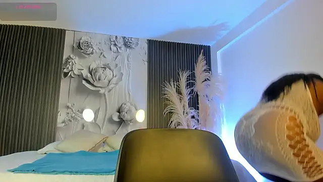 MichellePreston online show from March 9, 2026, 11:58 am