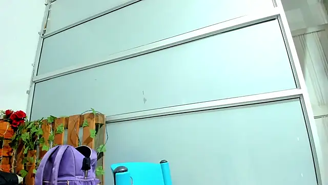 Snapshot of cris_dulce chatting on February 5, 2026, 12:50 am cris dulce online show from February 5, 2026, 12:50 am