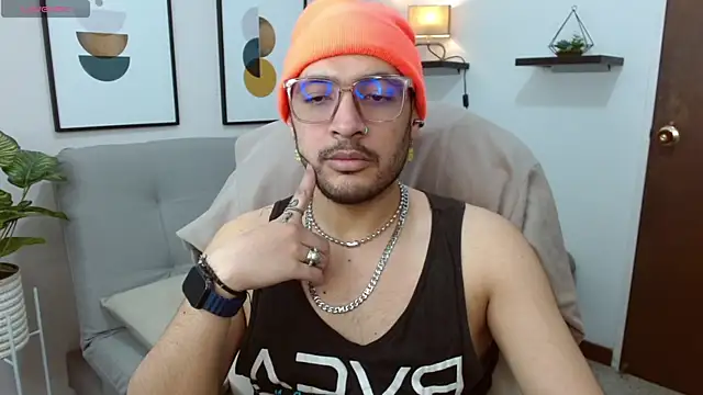   Damian    online show from October 24, 2025, 1:15 am