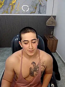 Snapshot of Lancelot_19 chatting on September 18, 2025, 4:48 am Lancelot 19 online show from September 18, 2025, 4:48 am