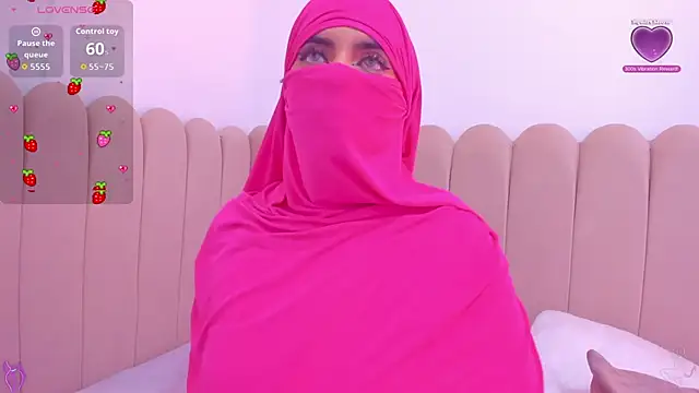 Snapshot of Jasmin_hamdan chatting on October 17, 2025, 6:53 pm Jasmin hamdan online show from October 17, 2025, 6:53 pm