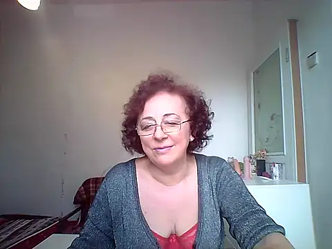 Snapshot of Julia54391 chatting on October 3, 2025, 7:21 am Julia54391 online show from October 3, 2025, 7:21 am