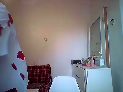 Snapshot of Julia54391 chatting on October 24, 2025, 9:30 am Julia54391 online show from October 24, 2025, 9:30 am