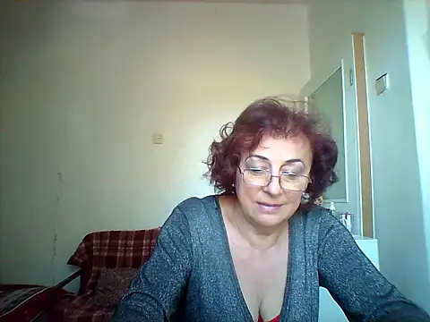 Snapshot of Julia54391 chatting on September 26, 2025, 10:44 am Julia54391 online show from September 26, 2025, 10:44 am