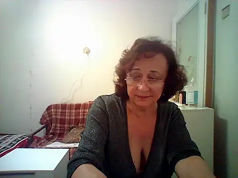 Snapshot of Julia54391 chatting on October 13, 2025, 7:26 pm Julia54391 online show from October 13, 2025, 7:26 pm