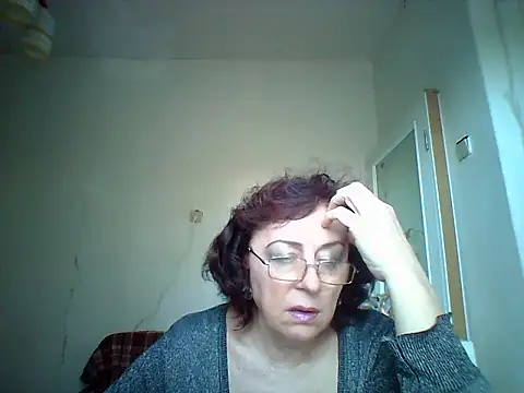 Snapshot of Julia54391 chatting on October 15, 2025, 7:49 am Julia54391 online show from October 15, 2025, 7:49 am