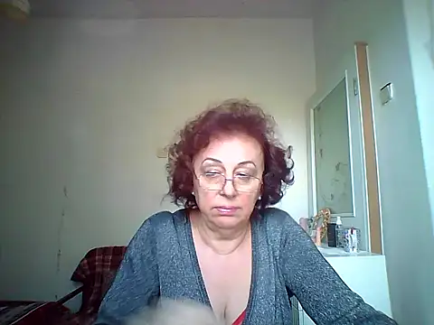 Snapshot of Julia54391 chatting on September 27, 2025, 9:04 am Julia54391 online show from September 27, 2025, 9:04 am