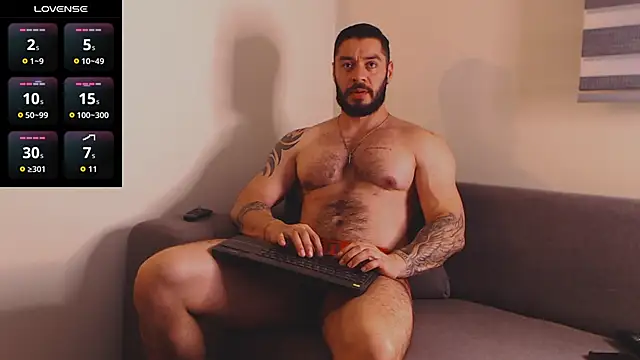 Snapshot of Drake_Cole chatting on October 18, 2025, 1:18 am Drake Cole online show from October 18, 2025, 1:18 am