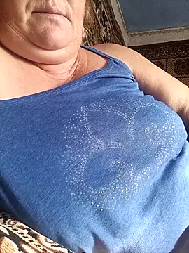 Snapshot of NikaLove49011 chatting on October 14, 2025, 7:53 am NikaLove49011 online show from October 14, 2025, 7:53 am