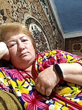 Snapshot of NikaLove49011 chatting on October 1, 2025, 3:00 am NikaLove49011 online show from October 1, 2025, 3:00 am