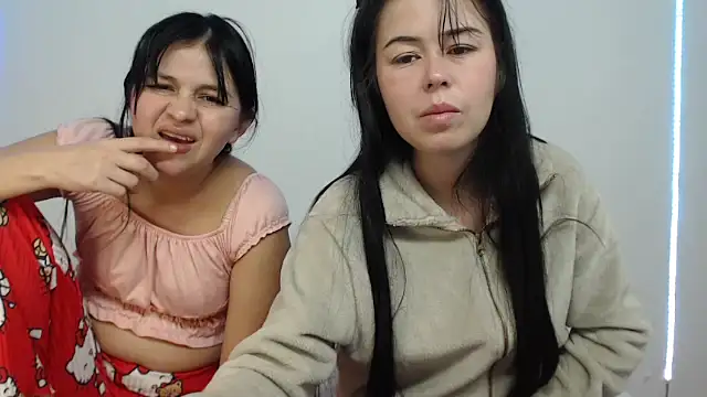Sofii Kissx69 online show from September 9, 2025, 5:39 am