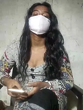 POOJA999 online show from November 16, 2025, 6:01 pm