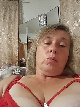 Snapshot of Catherine372311 chatting on September 23, 2025, 7:10 pm Catherine372311 online show from September 23, 2025, 7:10 pm