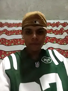M16u3LA online show from September 29, 2025, 7:48 am