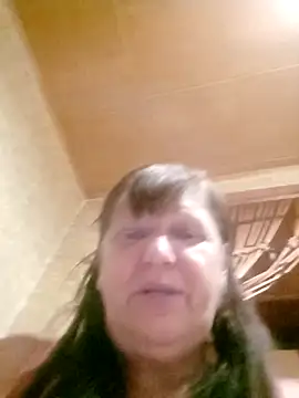 Apeesynka5521 online show from September 13, 2025, 2:33 am