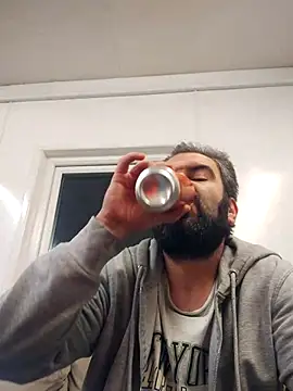 Snapshot of HairypapaK chatting on October 24, 2025, 4:44 am HairypapaK online show from October 24, 2025, 4:44 am