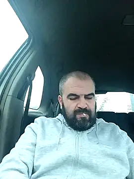 Snapshot of HairypapaK chatting on February 4, 2026, 8:09 am HairypapaK online show from February 4, 2026, 8:09 am