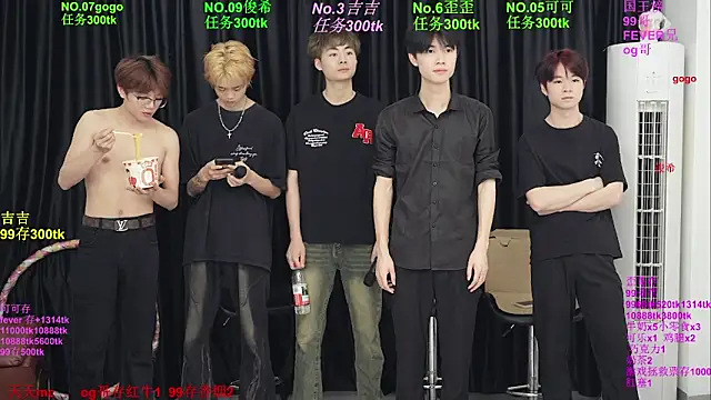Beautifulboys-777 online show from May 22, 2026, 11:52 am