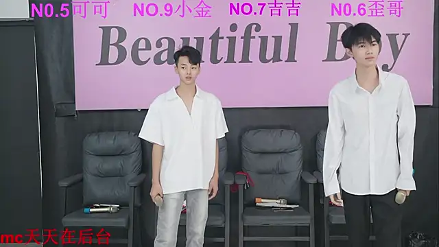 Beautifulboys-777 online show from October 1, 2025, 11:47 am